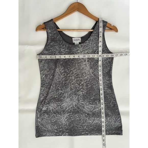 Chico's Travelers Retro Metallic Tank Gray Size 0 Small Neutral Elevated Modern - Picture 4 of 4